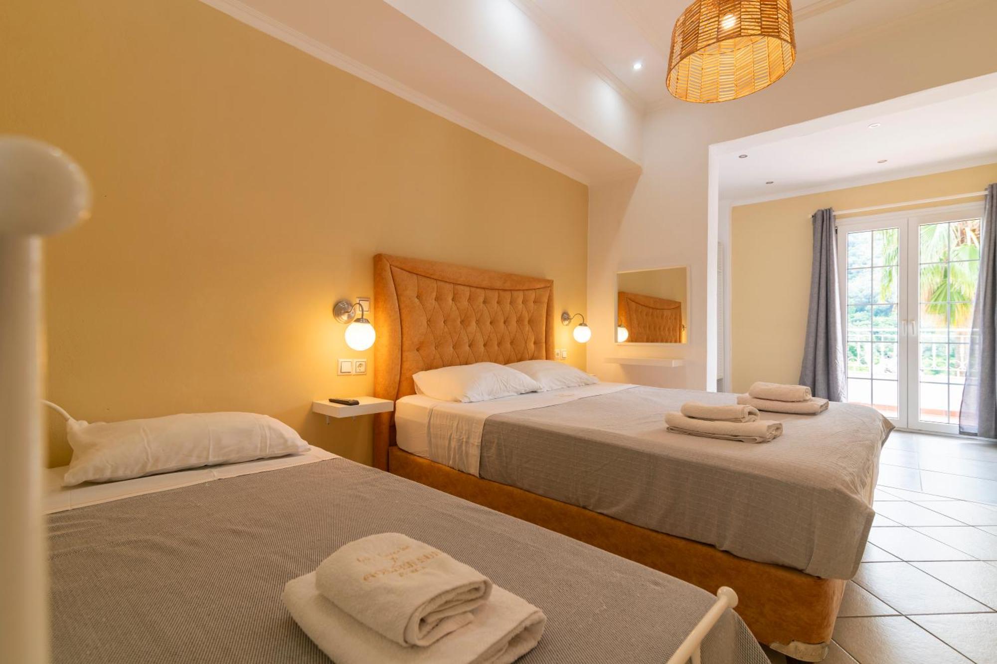 Golden Sun Aparthotel Parga Ngoại thất bức ảnh