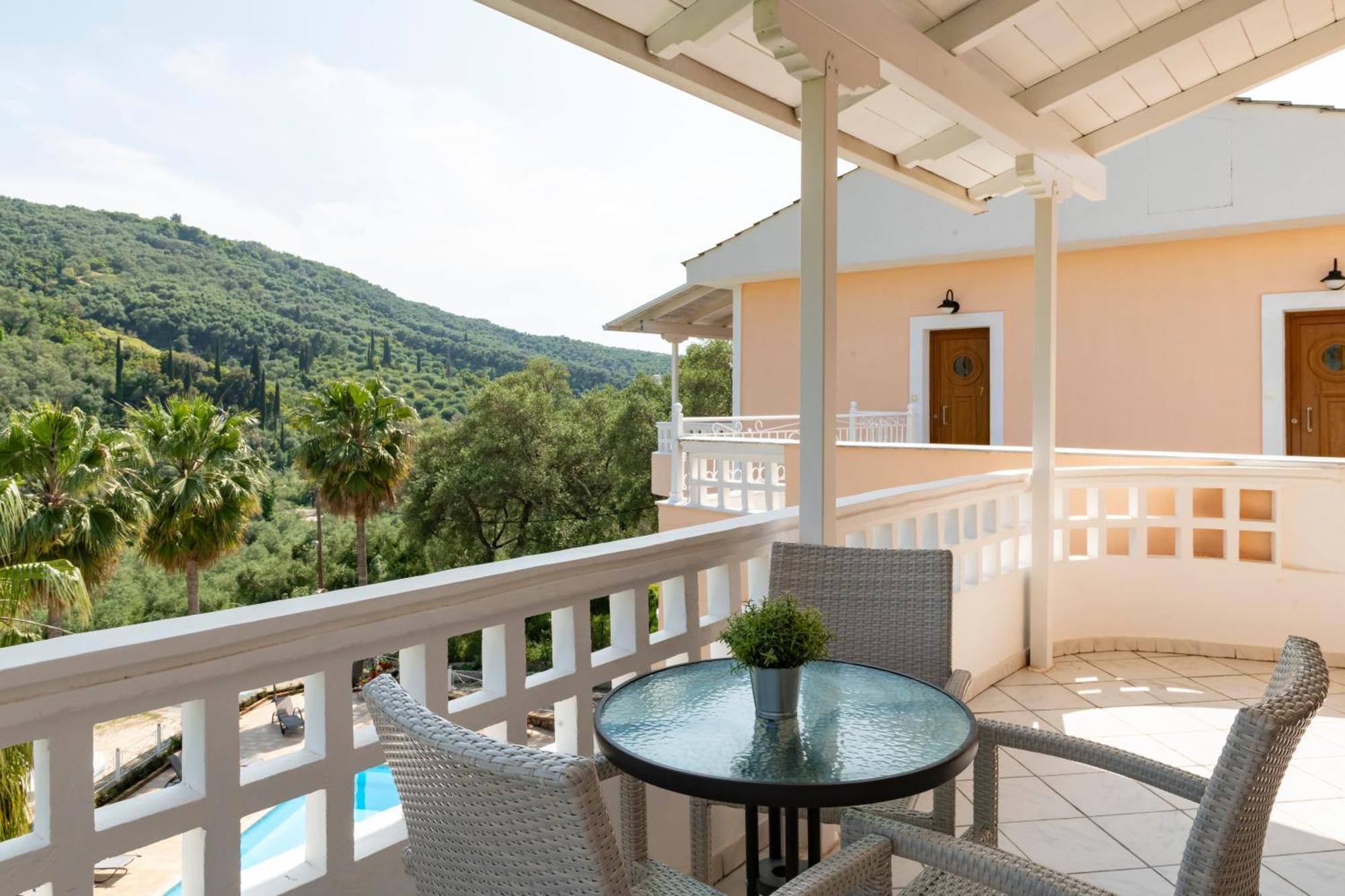 Golden Sun Aparthotel Parga Ngoại thất bức ảnh